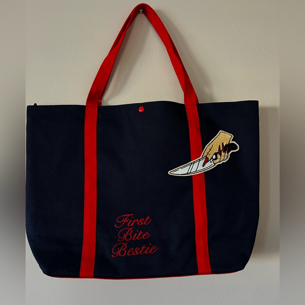The original Yes Chef Tote has been reimagined in a moodier color.